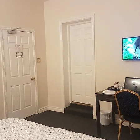 The East End Hotel 2*